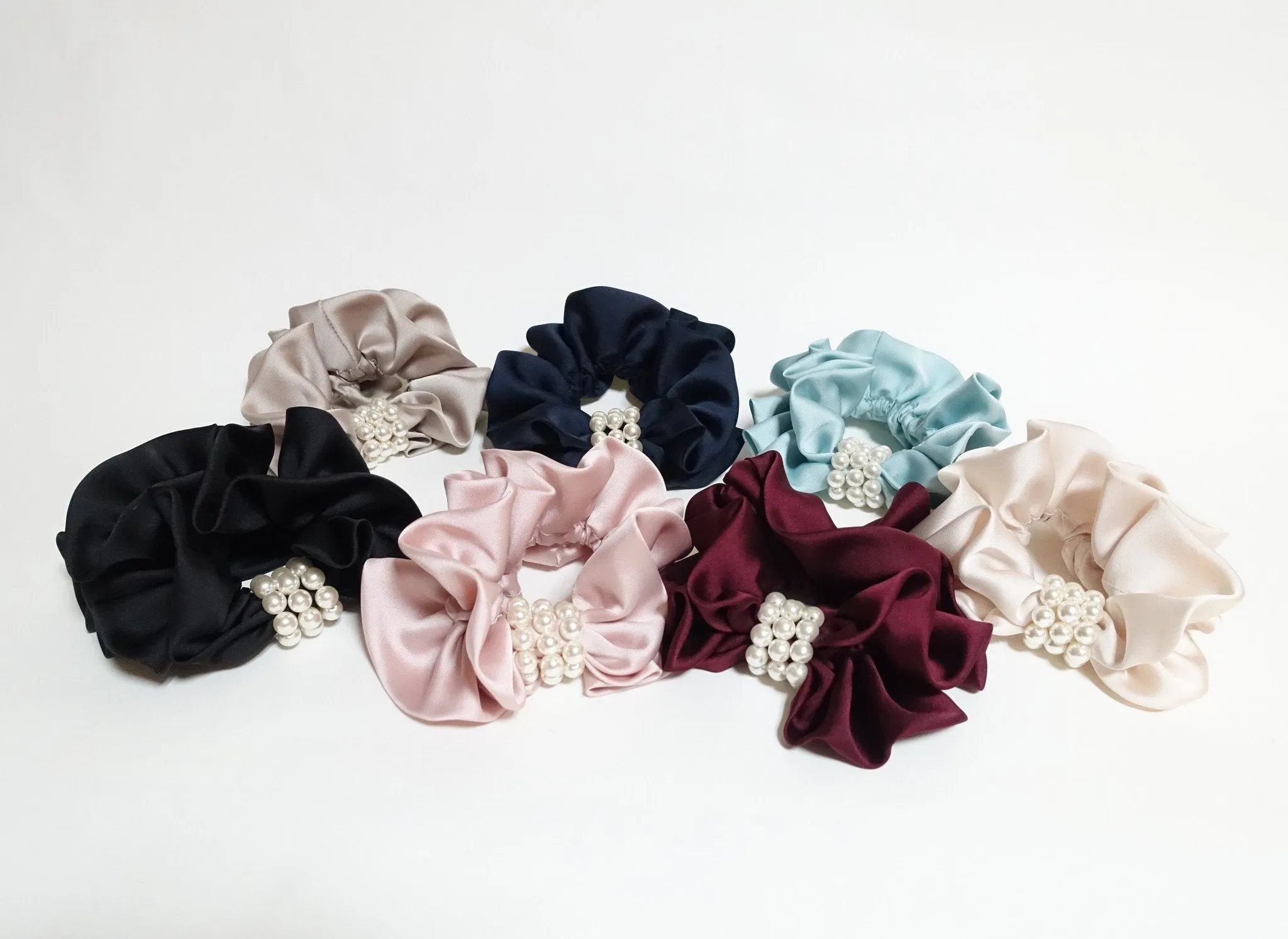 Pearl Decorated Satin Hair Scrunchies Hair Elastics Women Hair Accessories