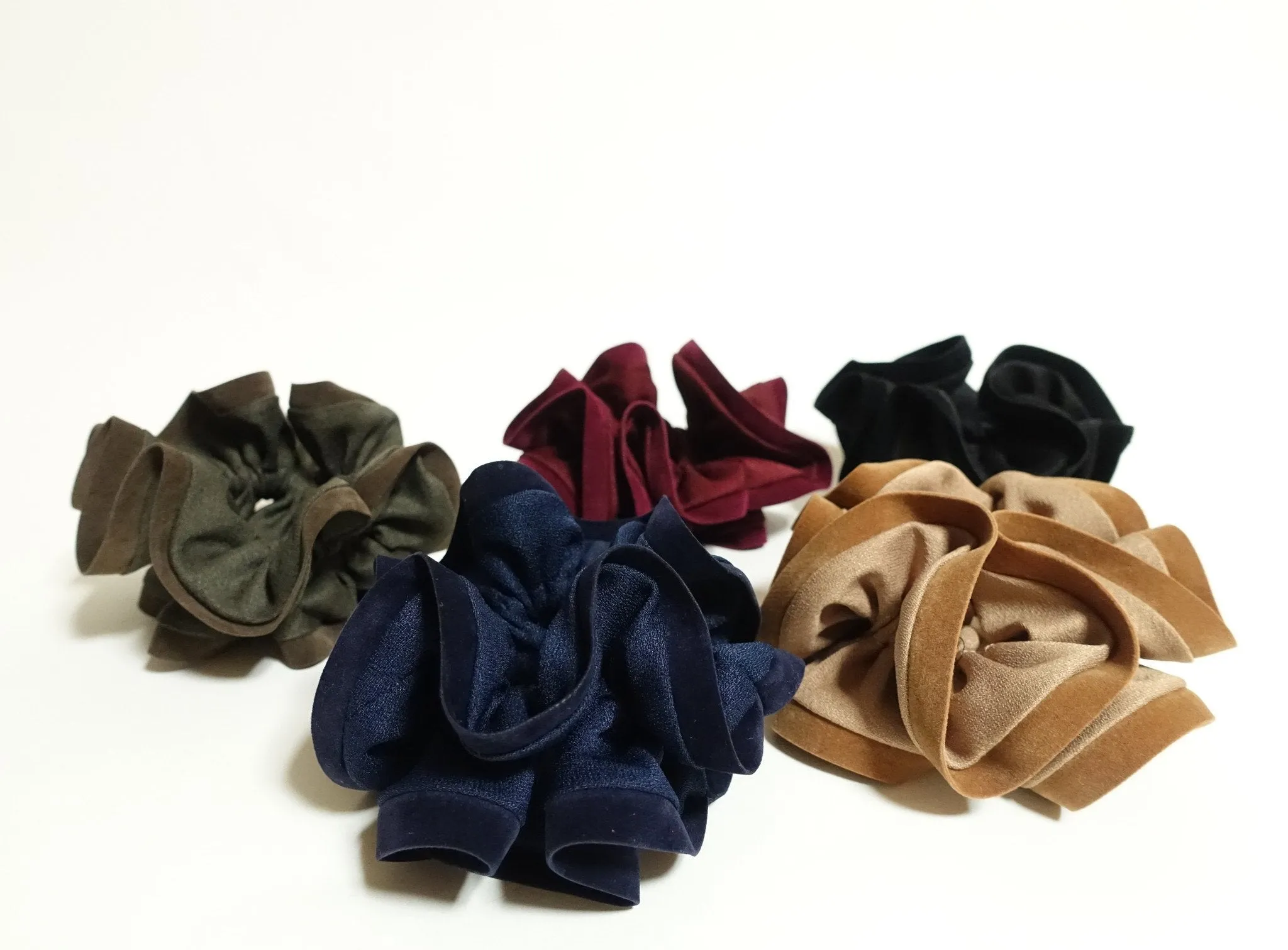 Suede Trim Solid Color Hair Scrunchies Women Hair Elastics Accessories